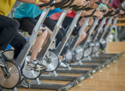 spinning class exercise bicycling